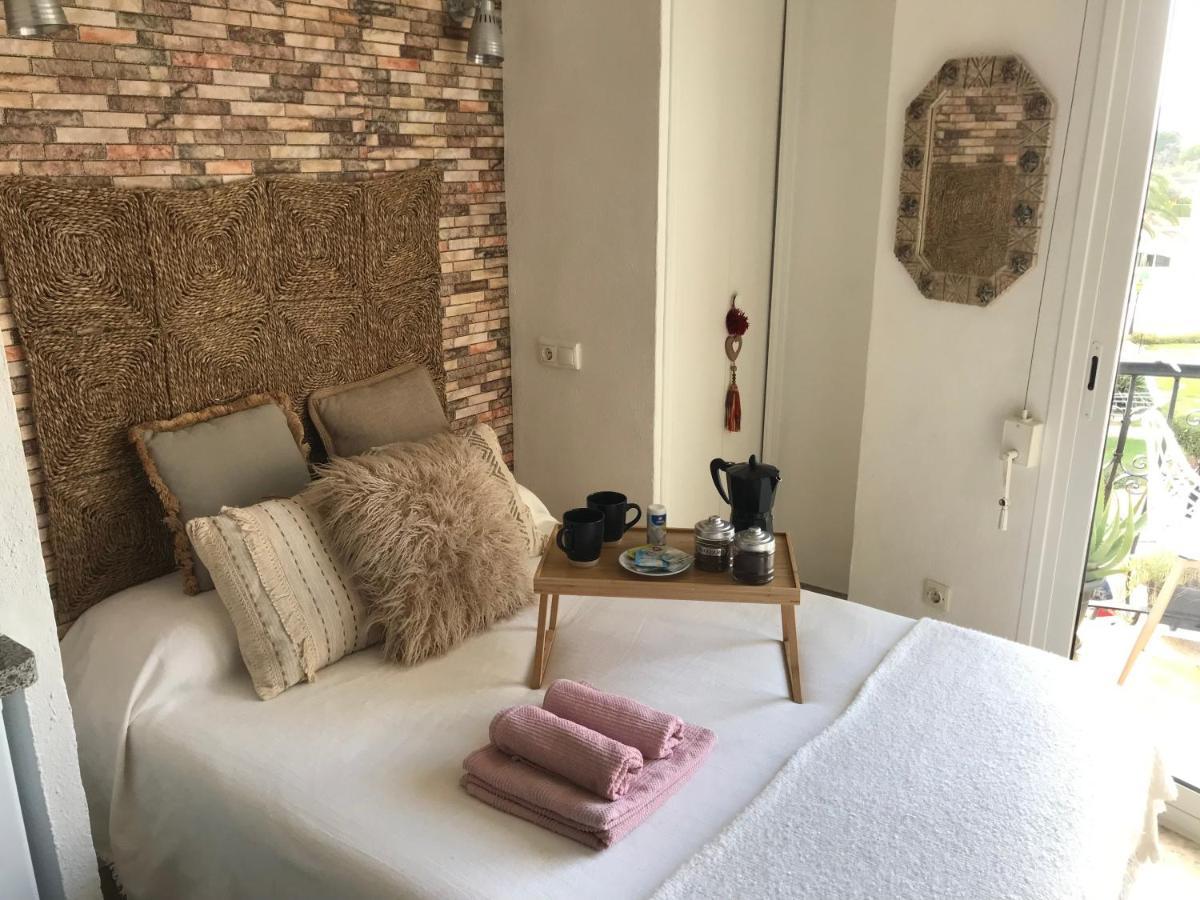 Estudio En Denia Con Piscina Y Wifi Privada, A 100 M Del Mar Exteriör bild